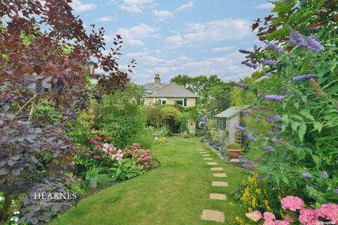 4 bedroom semi-detached house for sale, Pardys Hill, Corfe Mullen, BH21 3HW