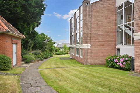 6 Bernard Crescent, Minehead, TA24 5HP