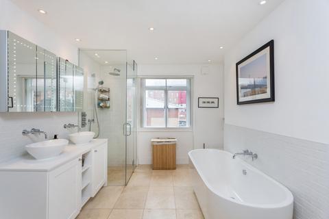 4 bedroom end of terrace house for sale, Royal College Street, London
