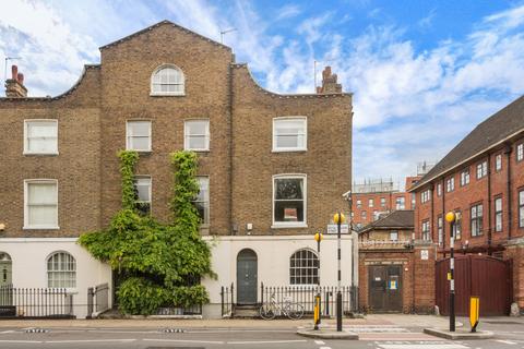 4 bedroom end of terrace house for sale, Royal College Street, London