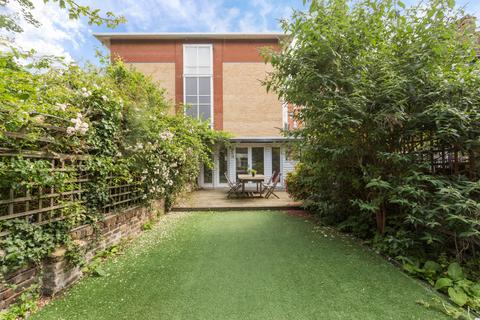 4 bedroom end of terrace house for sale, Royal College Street, London