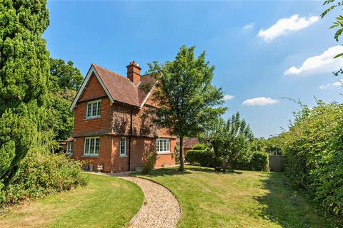 3 bedroom detached house for sale, East End, Newbury, Hampshire, RG20