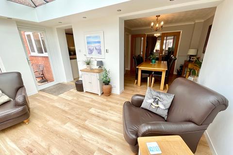 2 Wellbury Close, Stoke-on-trent, ST4 8YU