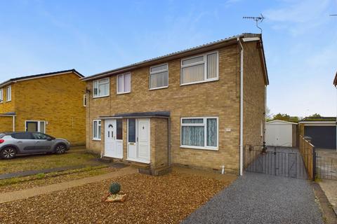 3 bedroom semi-detached house for sale, Woldholme Avenue, Driffield YO25