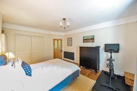 20 Breakspears Road, London, SE4 1UW