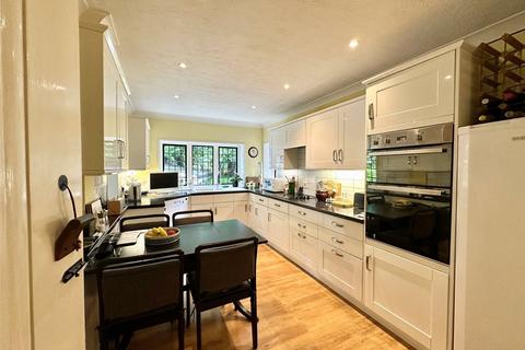 4 bedroom detached house for sale, Decoy Drive, Eastbourne, East Sussex, BN22