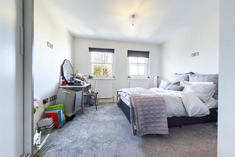 4 bedroom terraced house to rent, Springfield Mews, Springfield Road, Brighton, BN1