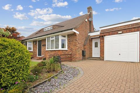 2 bedroom detached bungalow for sale, Parkside, East Grinstead, RH19