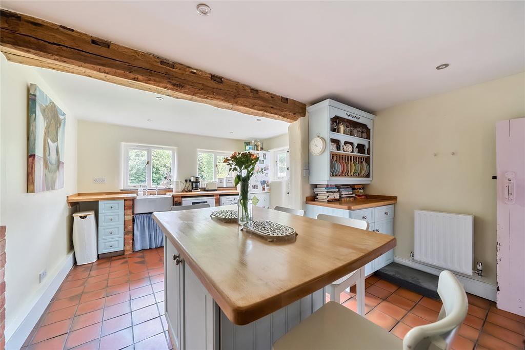 Kitchen/Breakfast Rm