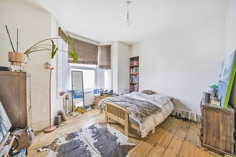 2 bedroom apartment for sale, Consort Road, Peckham, London