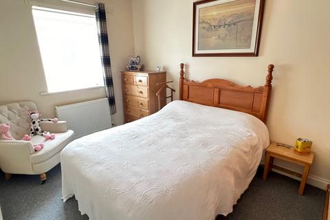 7 Cross Hill, Greetland, Halifax, HX4 8JU