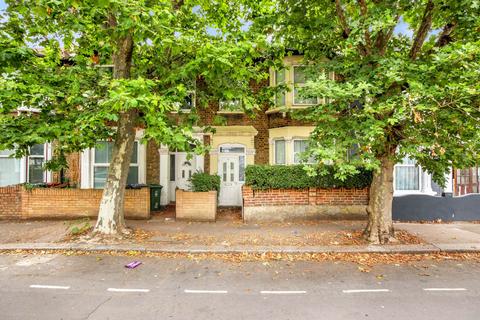 10 Trelawn Road, London, E10 5QD