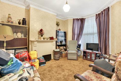 10 Trelawn Road, London, E10 5QD