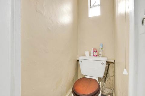 10 Trelawn Road, London, E10 5QD