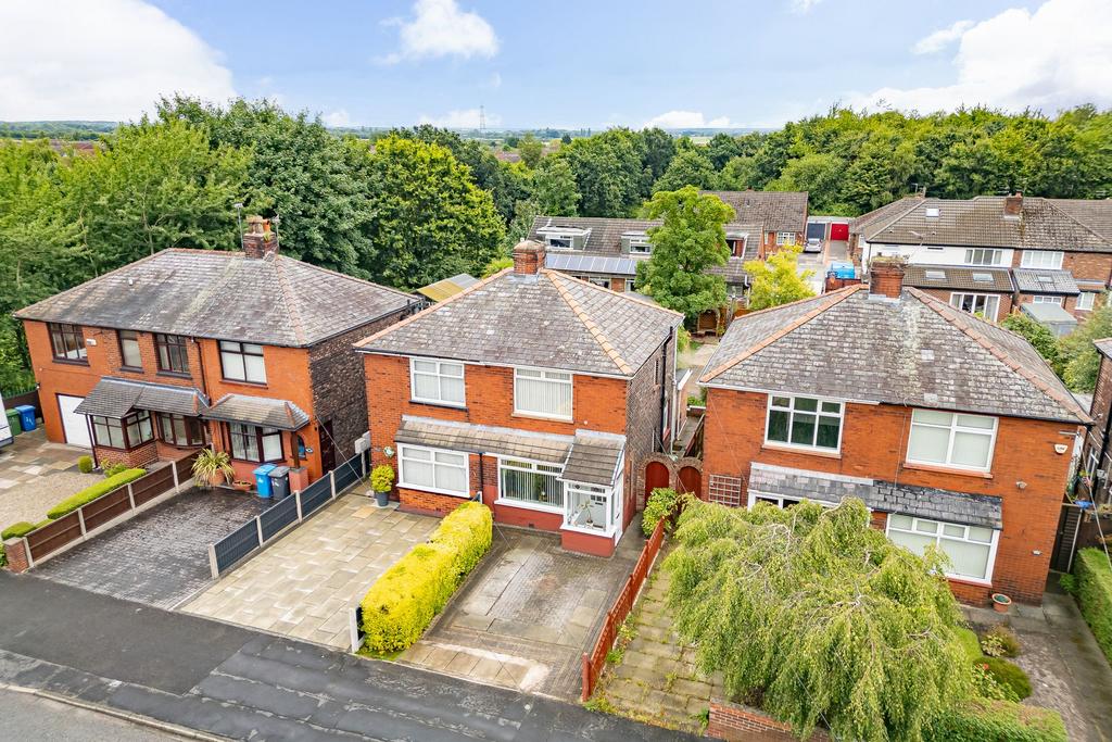 Moorfield Road, Widnes WA8 2 bed semidetached house for sale £170,000