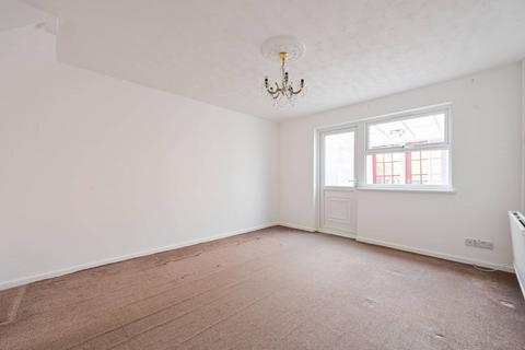 2 bedroom terraced house for sale, Barry Road, E6, Beckton, London, E6