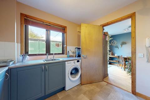 17 Airlie View, Alyth, Blairgowrie, PH11 8BF