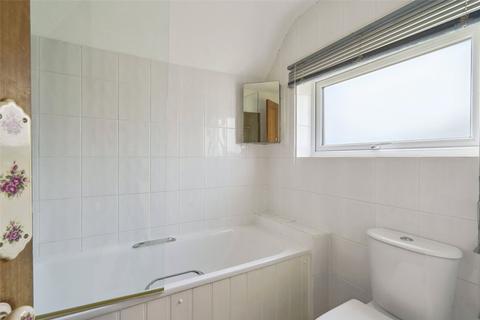 1 Walnut Close, Broadway, WR12 7BS
