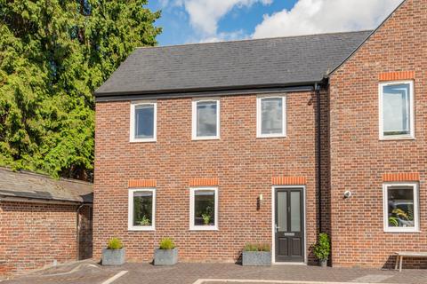 3 bedroom semi-detached house for sale, Gibbs Close, Harpenden, Hertfordshire