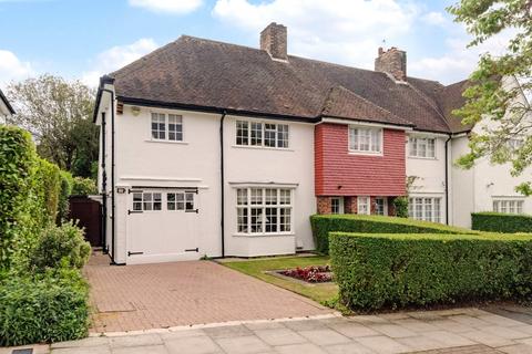 6 Hill Rise, London, NW11 6NA
