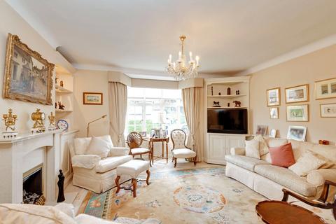 6 Hill Rise, London, NW11 6NA