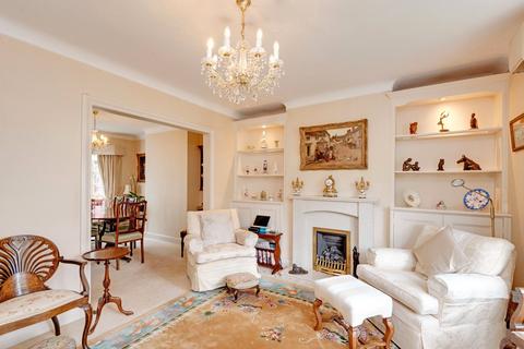 6 Hill Rise, London, NW11 6NA