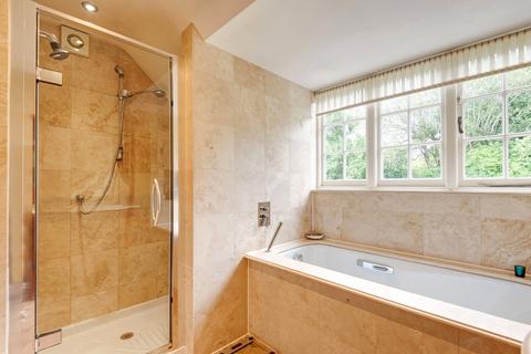 6 Hill Rise, London, NW11 6NA