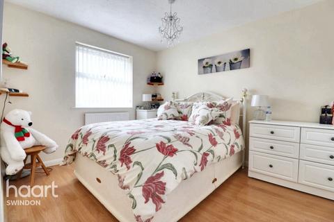 53 Pasture Close, Swindon, SN2 2UH