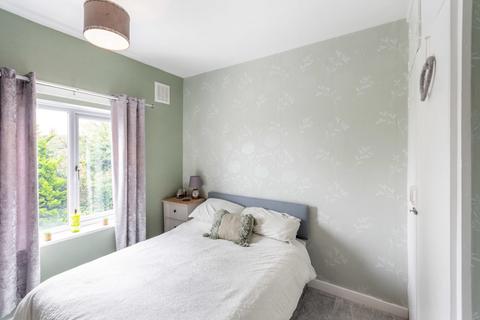 71 Lime Tree Grove, Thorne, Doncaster, DN8 4DQ