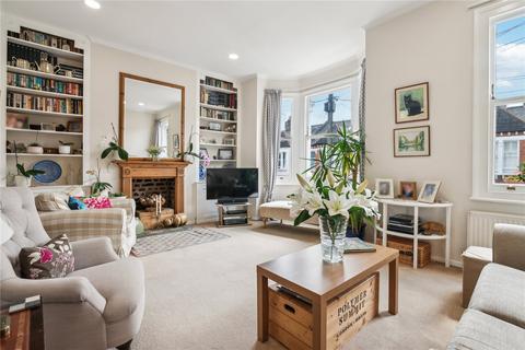 3 bedroom apartment for sale, Kyrle Road, SW11