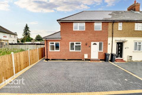 4 bedroom end of terrace house for sale, Dagenham Road, Dagenham