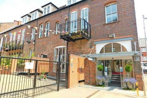 2 bedroom flat to rent, King Edwards Wharf, 25 Sheepcote Street, West Midlands, B16