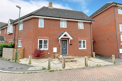 3 bedroom semi-detached house for sale, Faulkner Gardens, Wick, Littlehampton, West Sussex, BN17