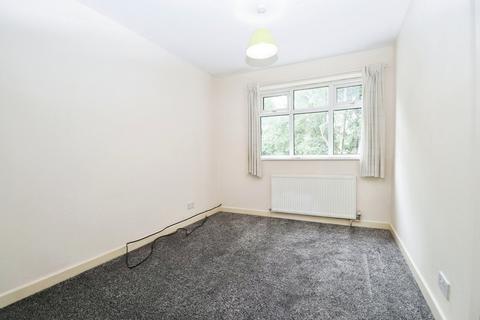 3 bedroom house to rent, Valley Grove, Pudsey, UK, LS28