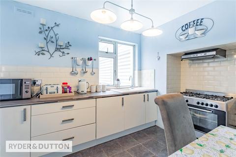 8 Fifth Avenue, Oldham, OL8 3SF