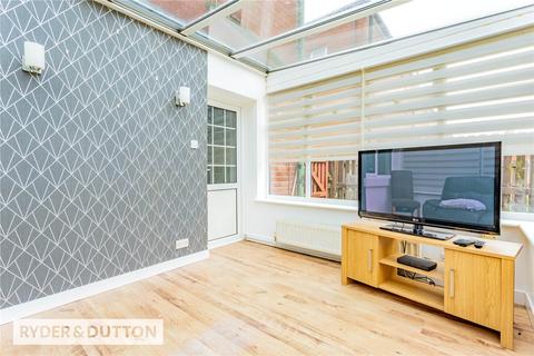 8 Fifth Avenue, Oldham, OL8 3SF