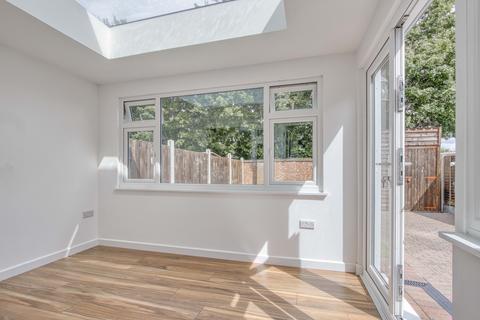 96 Allington Close, Taunton, TA1 2NF