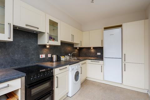 2 bedroom flat to rent, Albert Terrace, Edinburgh EH10