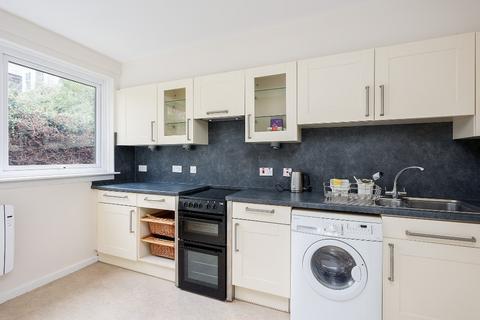 2 bedroom flat to rent, Albert Terrace, Edinburgh EH10