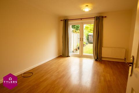 2 bedroom house to rent, Lucerne Close, Cambridge, CB1