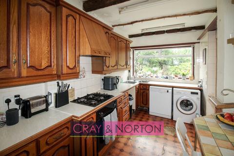 undefined, Ashburton Avenue, Addiscombe, CR0