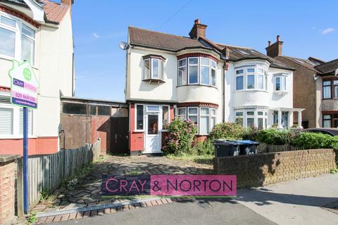 Ashburton Avenue, Addiscombe, CR0