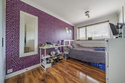 85 Colwell Drive, Witney, OX28 5NN