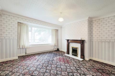 3 bedroom semi-detached house for sale, Willoughby Road, Scunthorpe DN17