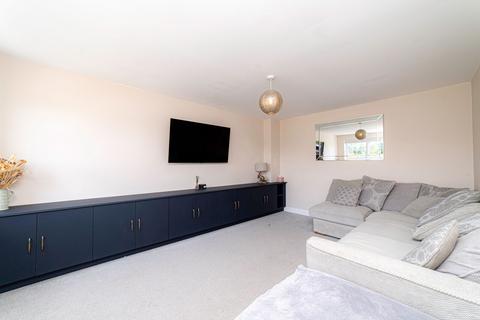 4 bedroom semi-detached house for sale, Costard Drive, Faversham, ME13