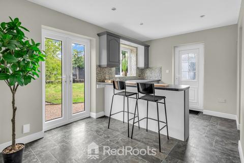 25 Shelley Grove, Doncaster, DN5 8BU