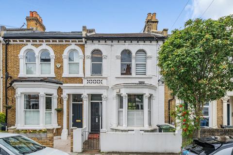 1 bedroom flat for sale, Plato Road, Brixton