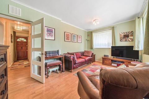 2 bedroom flat for sale, Victoria Drive, Southfields