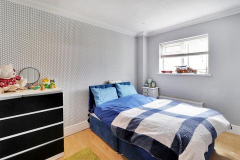 11 Beechlands Close, Hartley, Longfield, DA3 8AB