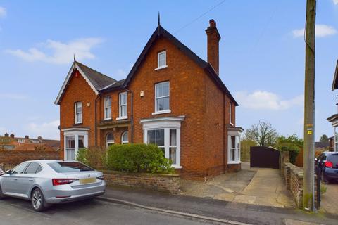 5 bedroom semi-detached house for sale, Lockwood Street, Driffield YO25